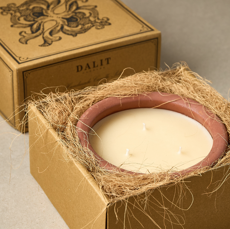 Coconut Scented 3-Wick Terracotta Dalit Candle